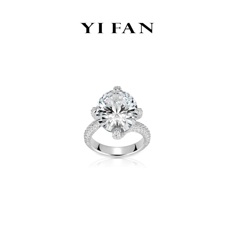 High Jewelry collection: Luxury “Central Sparkle Oval Radiance” High-End Couture Ring (Solitaire 9 carat)