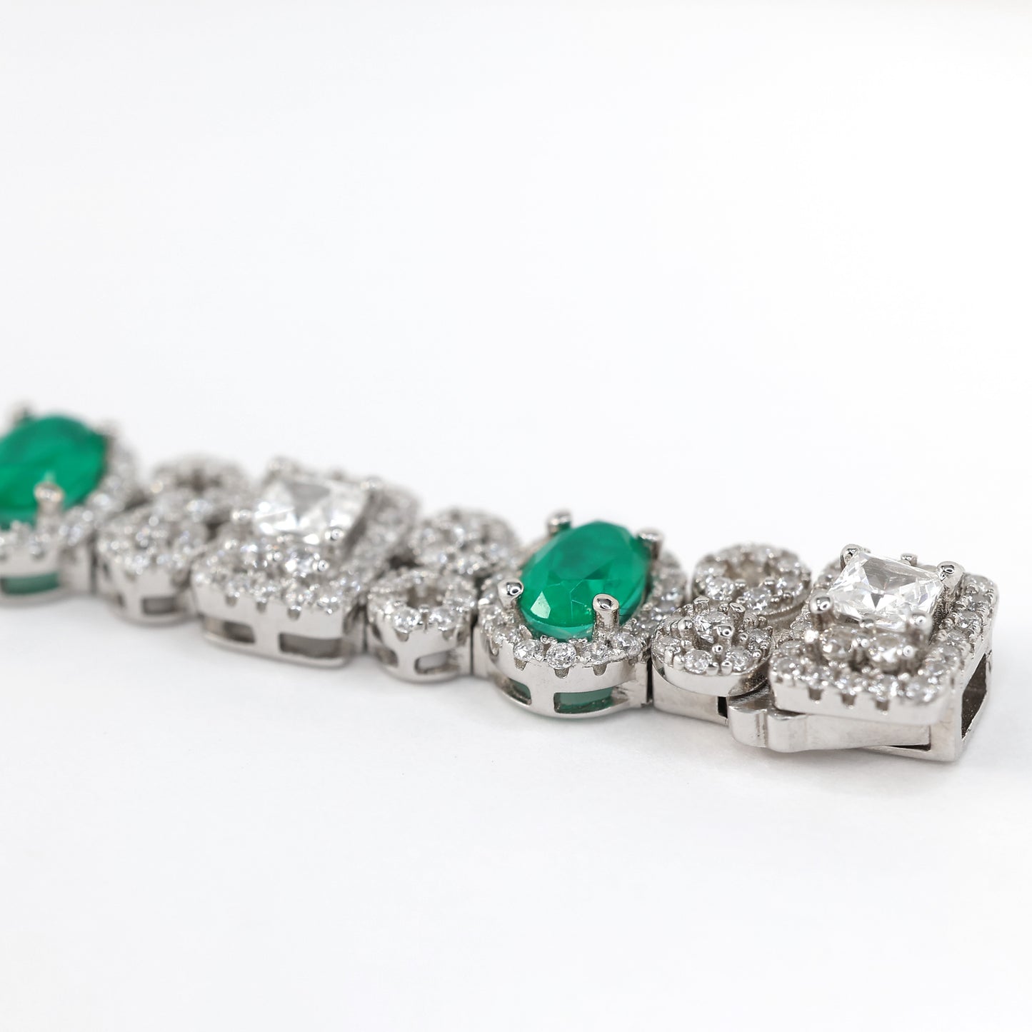 Micro-setting oval shape emerald color fully studded fancy bracelet, sterling silver