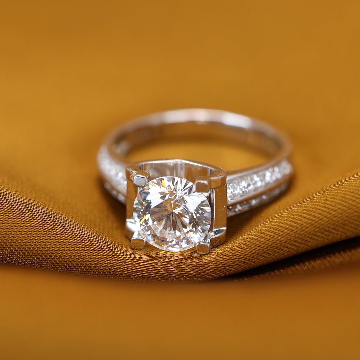 Micro-setting lab created stones OX ring, sterling silver. (2 carat)