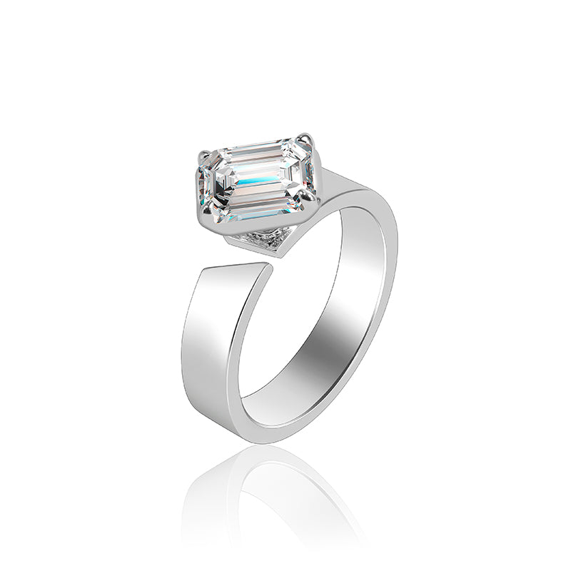 Promotion Wedding collection: Emerald-cut wide band ring