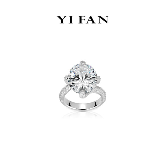 High Jewelry collection: Luxury “Central Sparkle Oval Radiance” High-End Couture Ring (Solitaire 9 carat)