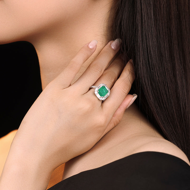 Synthetic Emerald collection: Classic 8 prong Ring