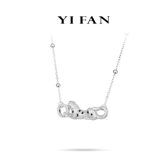 Welfare Exclusive Animal collection: "Running Cheetah" detailed Necklace (Unisex)