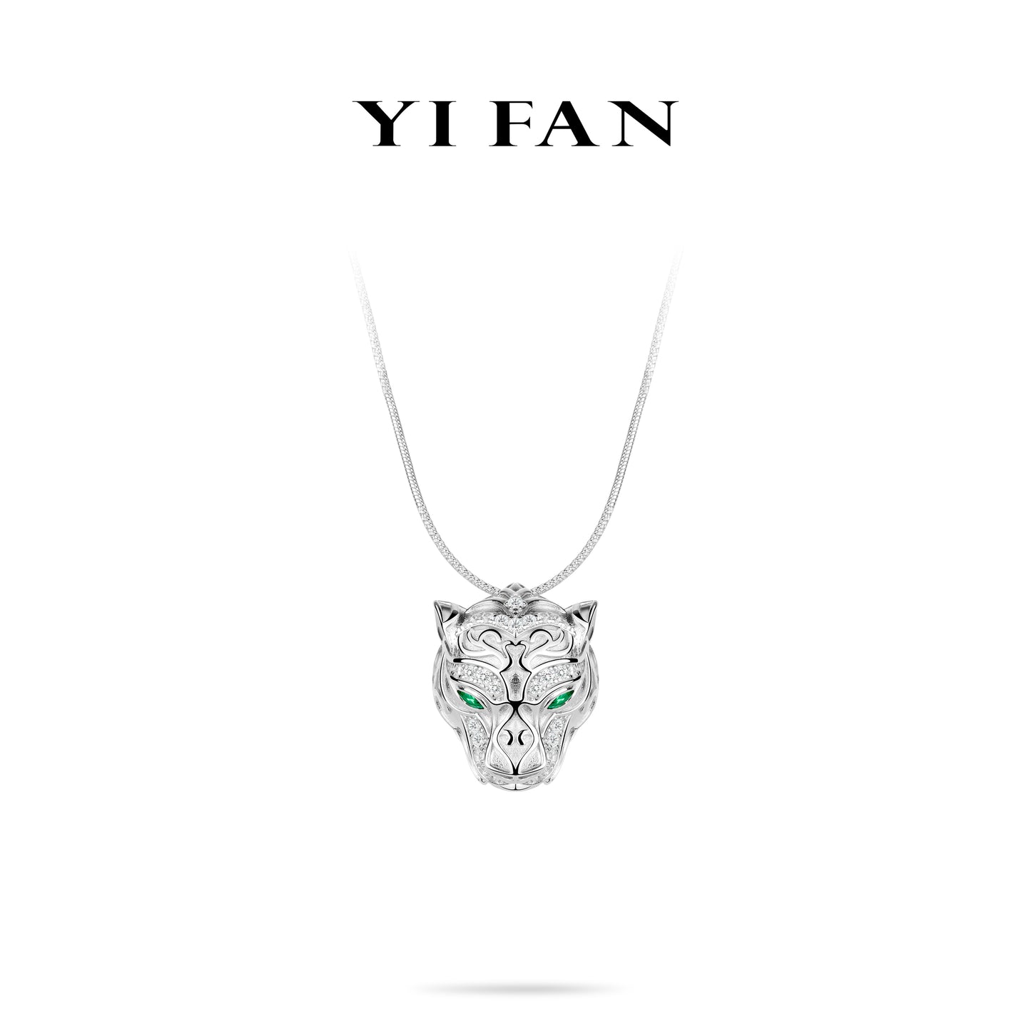 Animal collection: Modern "3D Silver Moon Leopard" detailed Pendant/Necklace (Unisex)