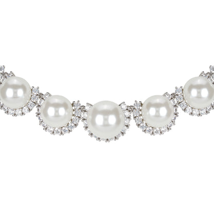 High Jewelry collection：Gradient White Pearls Evening Necklace