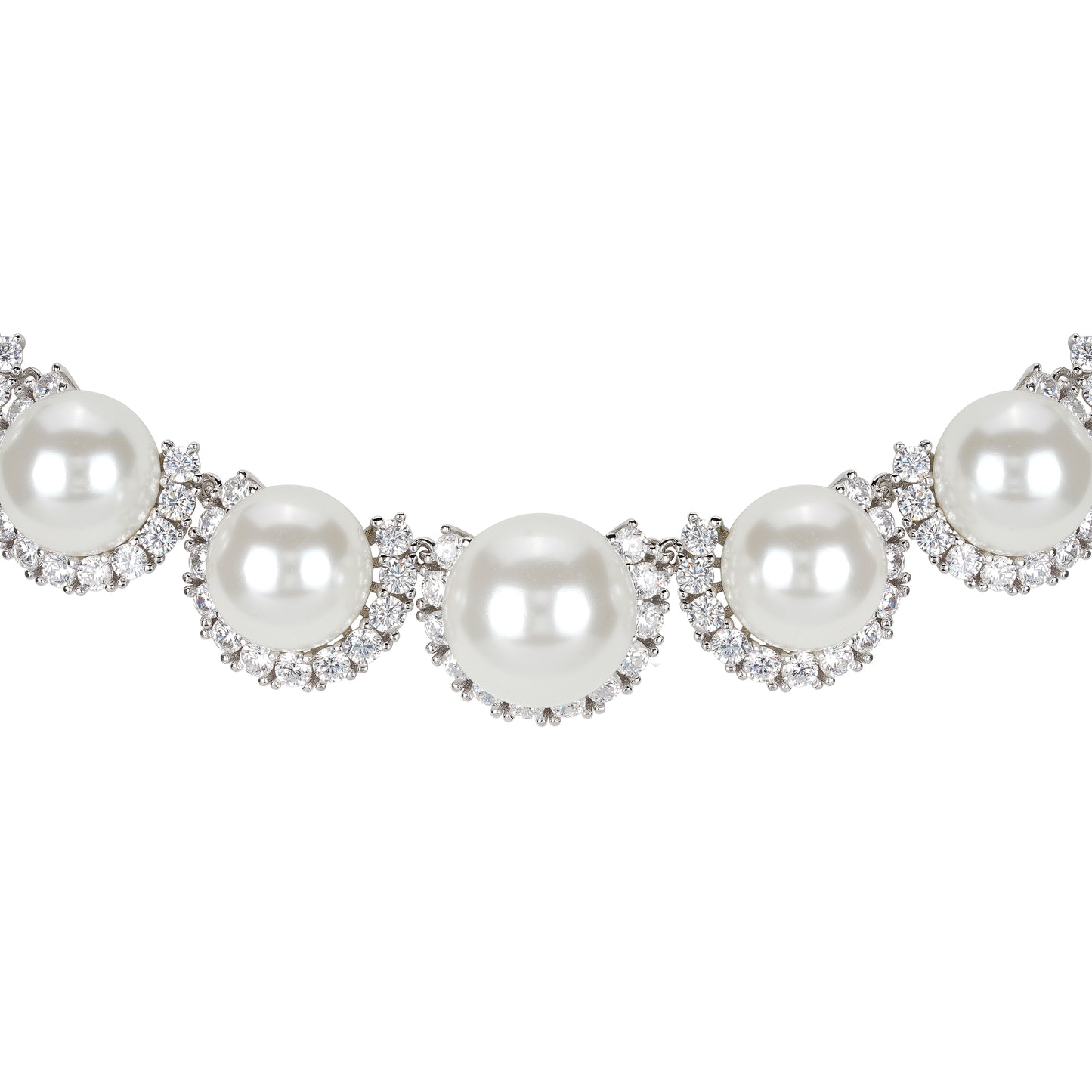 High Jewelry collection：Gradient White Pearls Evening Necklace