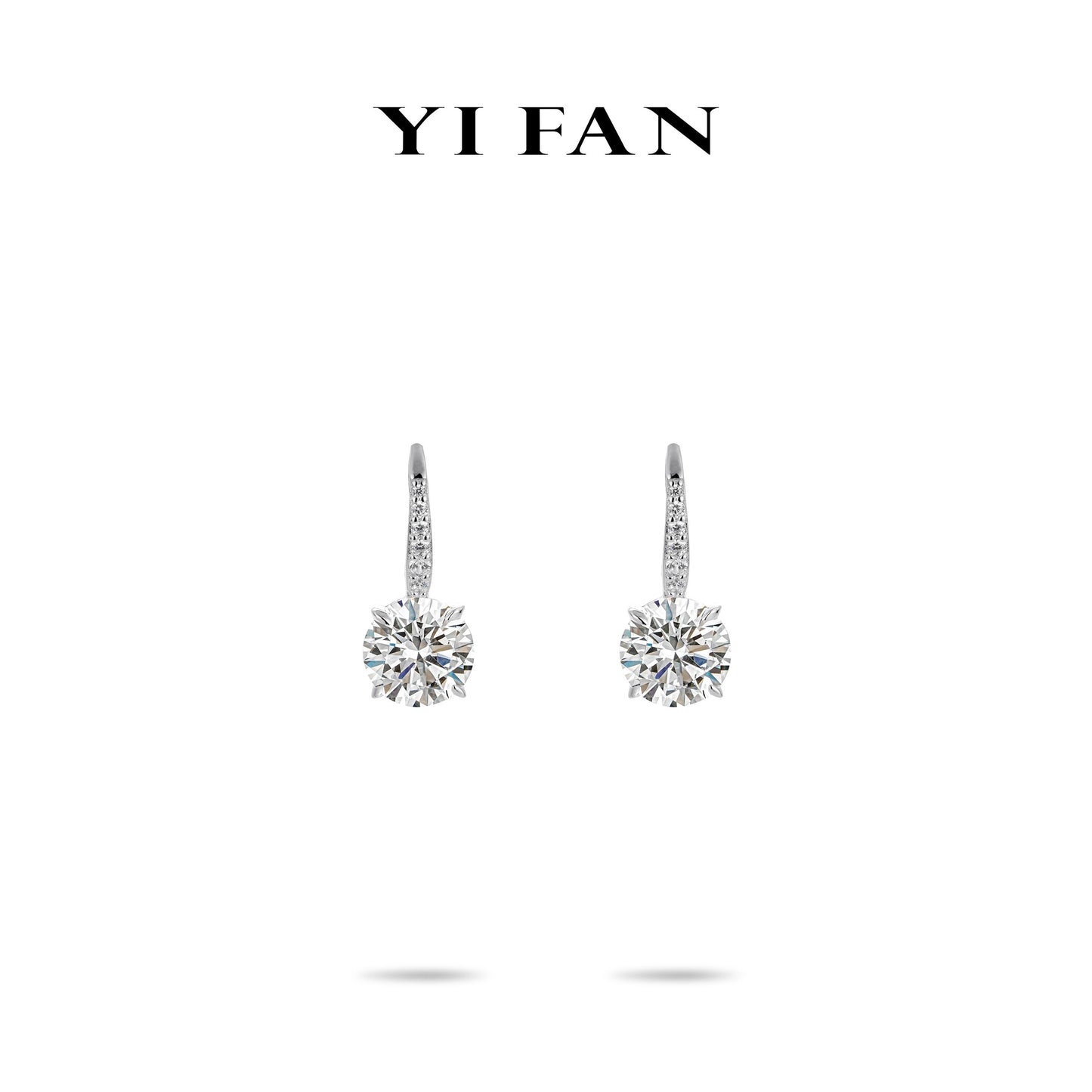 Welfare exclusive Minimalist collection: Classic Brilliant-cut dangle earrings