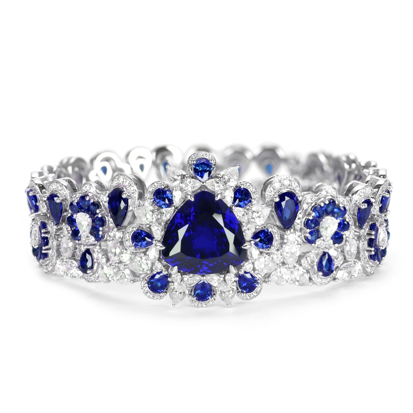 Limited edition: Luxury Sapphire color "The heart of ocean‘’  fancy bracelet