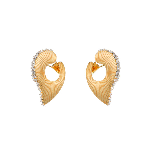 Golden time collection: Modern "Golden brushed Dazzling Hearts" detailed Earrings