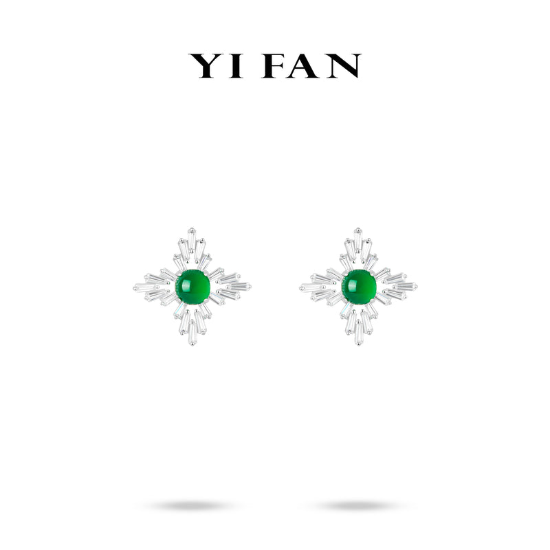 Green jade collection: Modern "Trapezoid Green elf Snowflake" detailed Ear Studs