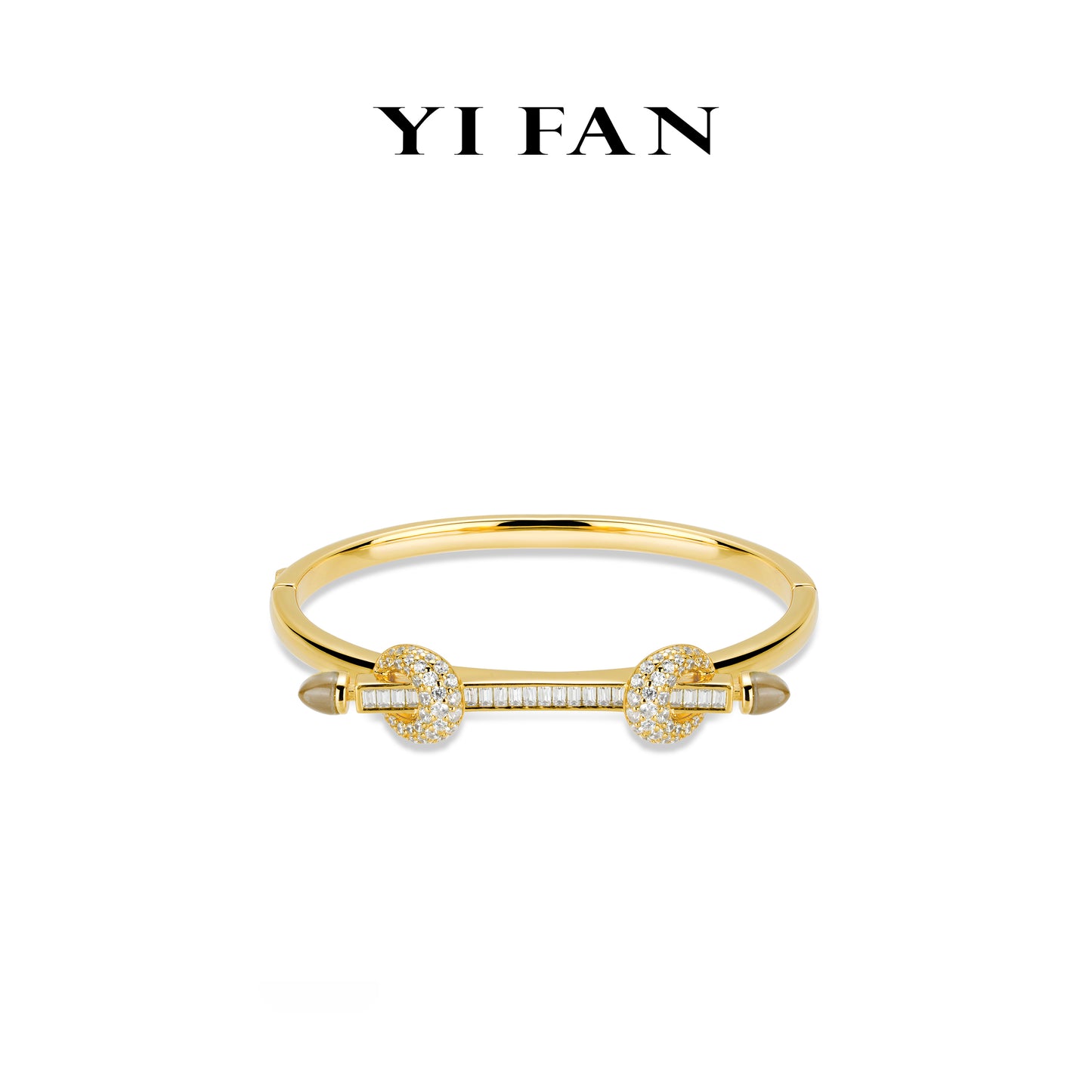 Luxe Link Collection: Modern “Golden Eternal Link Sparkle” detailed Bangle/Bracelet