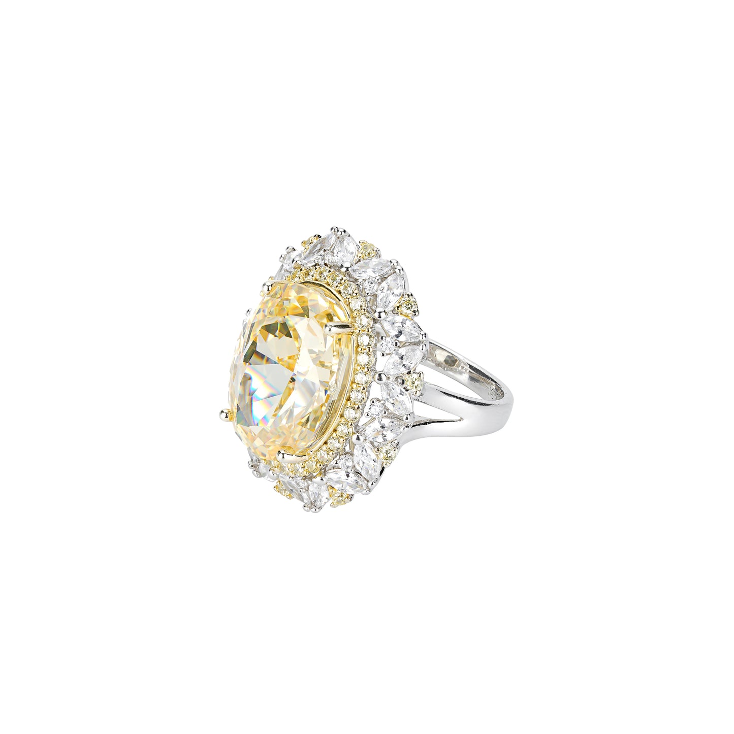 Limited edition: Yellow Icy cut Pigeon egg ring 15 carat mainstone