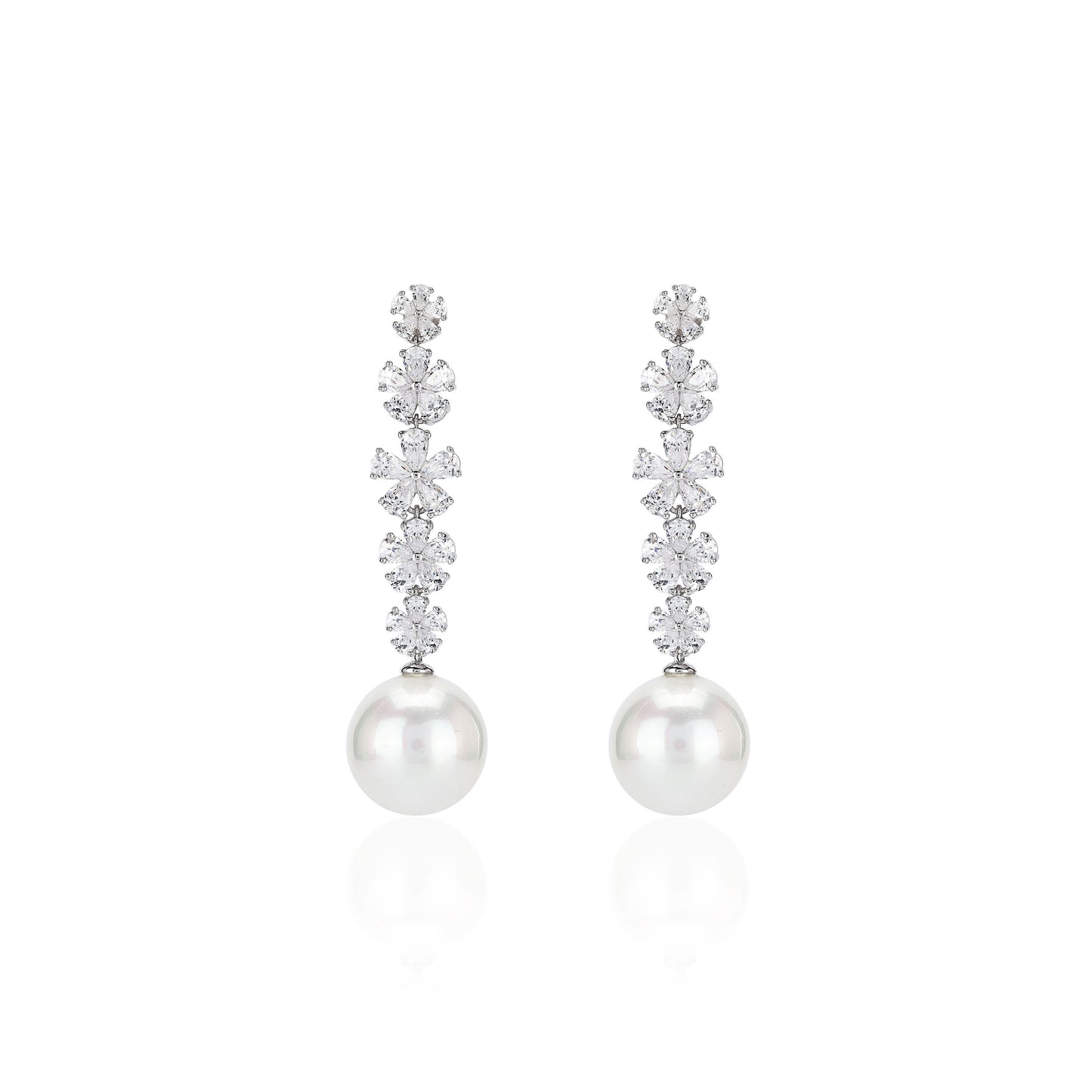 Pre-order Promotion：White"Christmas Snow" dangle earrings