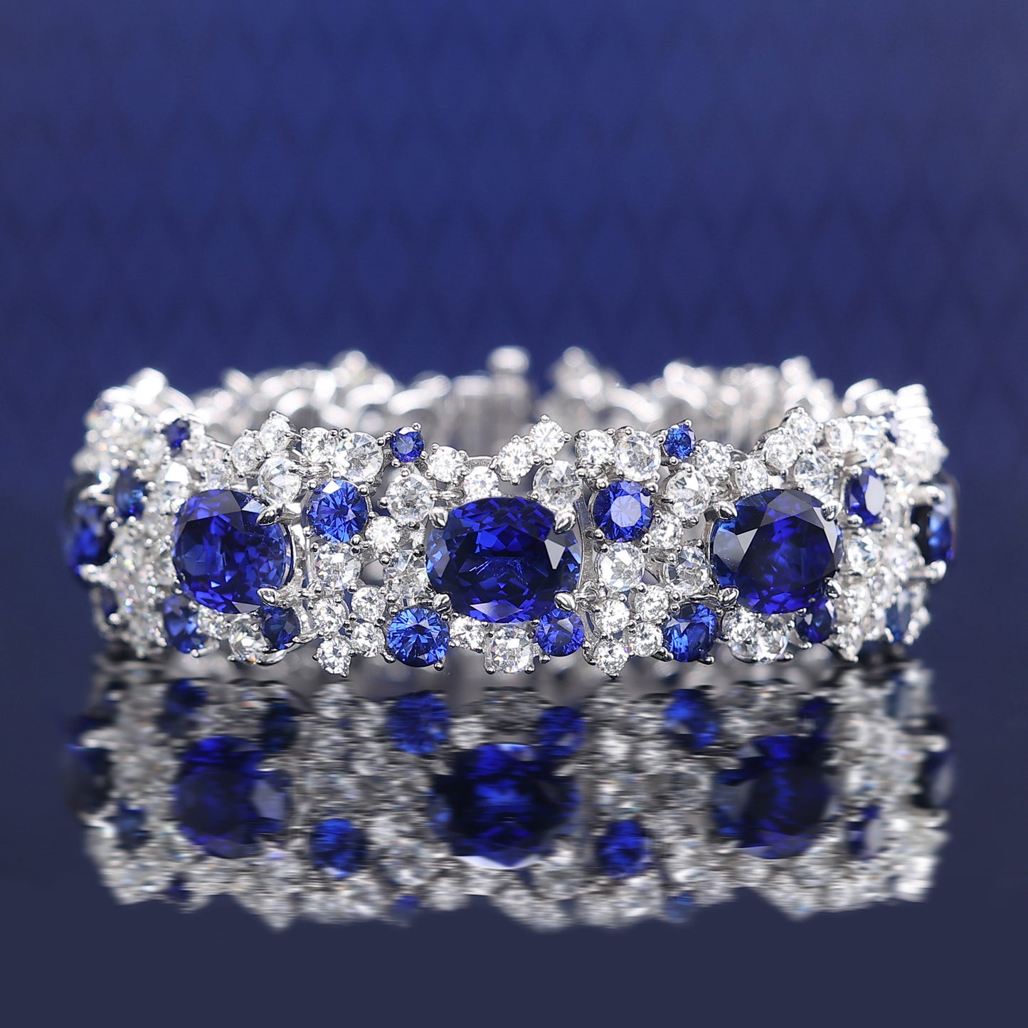 Christmas Promotion：Royal Blue Oval shape Luxury bracelet