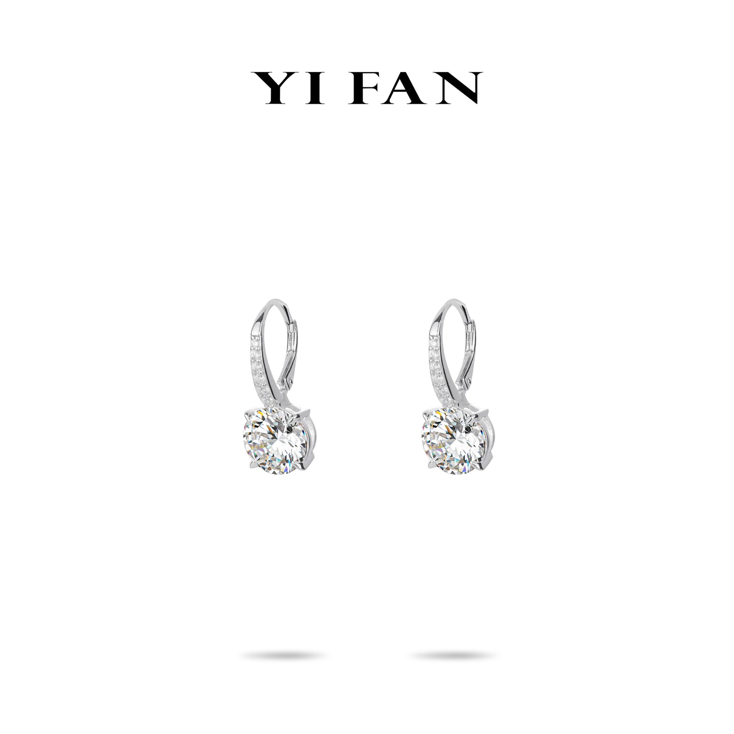 Welfare exclusive Minimalist collection: Classic Brilliant-cut dangle earrings