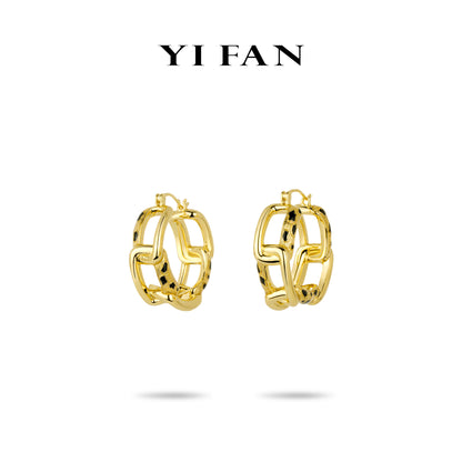 Golden time collection: Modern "Leopard Print Loop by Loop" detailed hoop Earrings