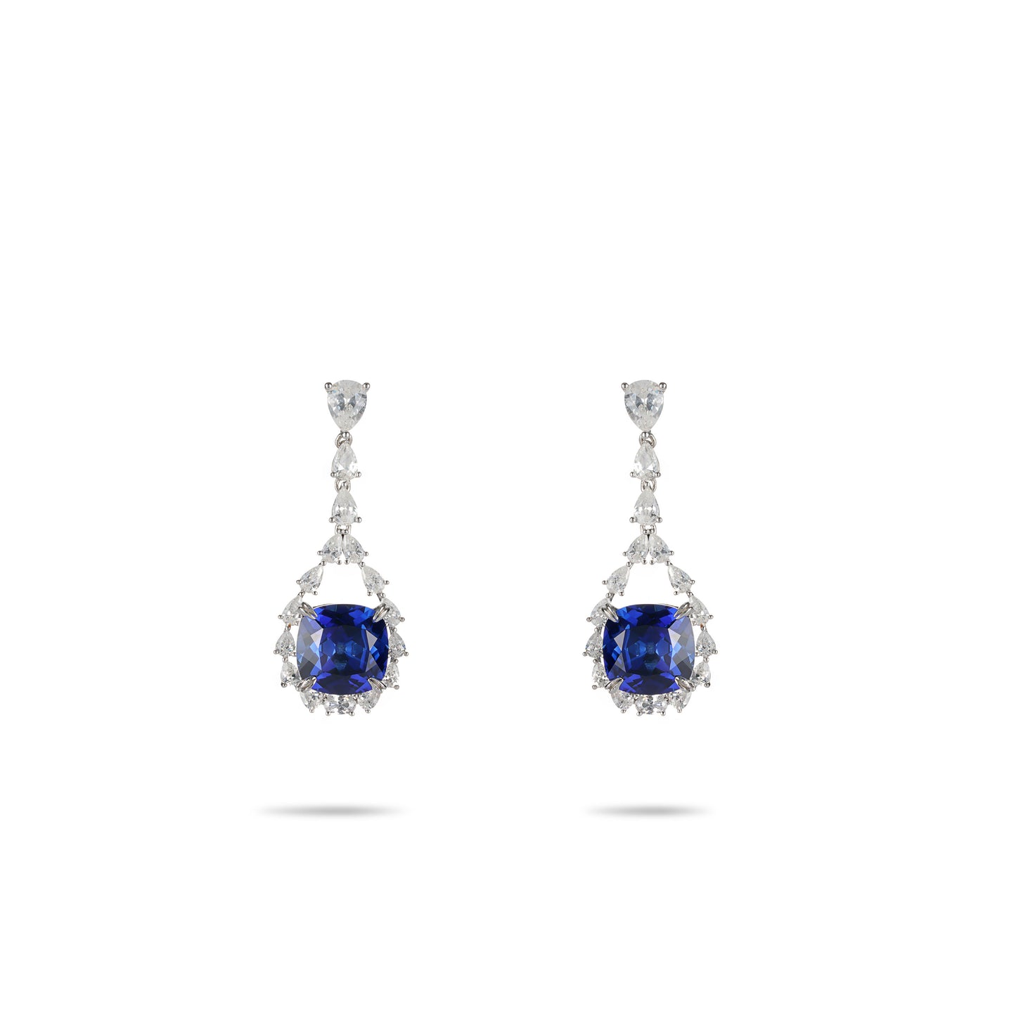 High jewelry collection: Modern Exquisite Blue cube earrings