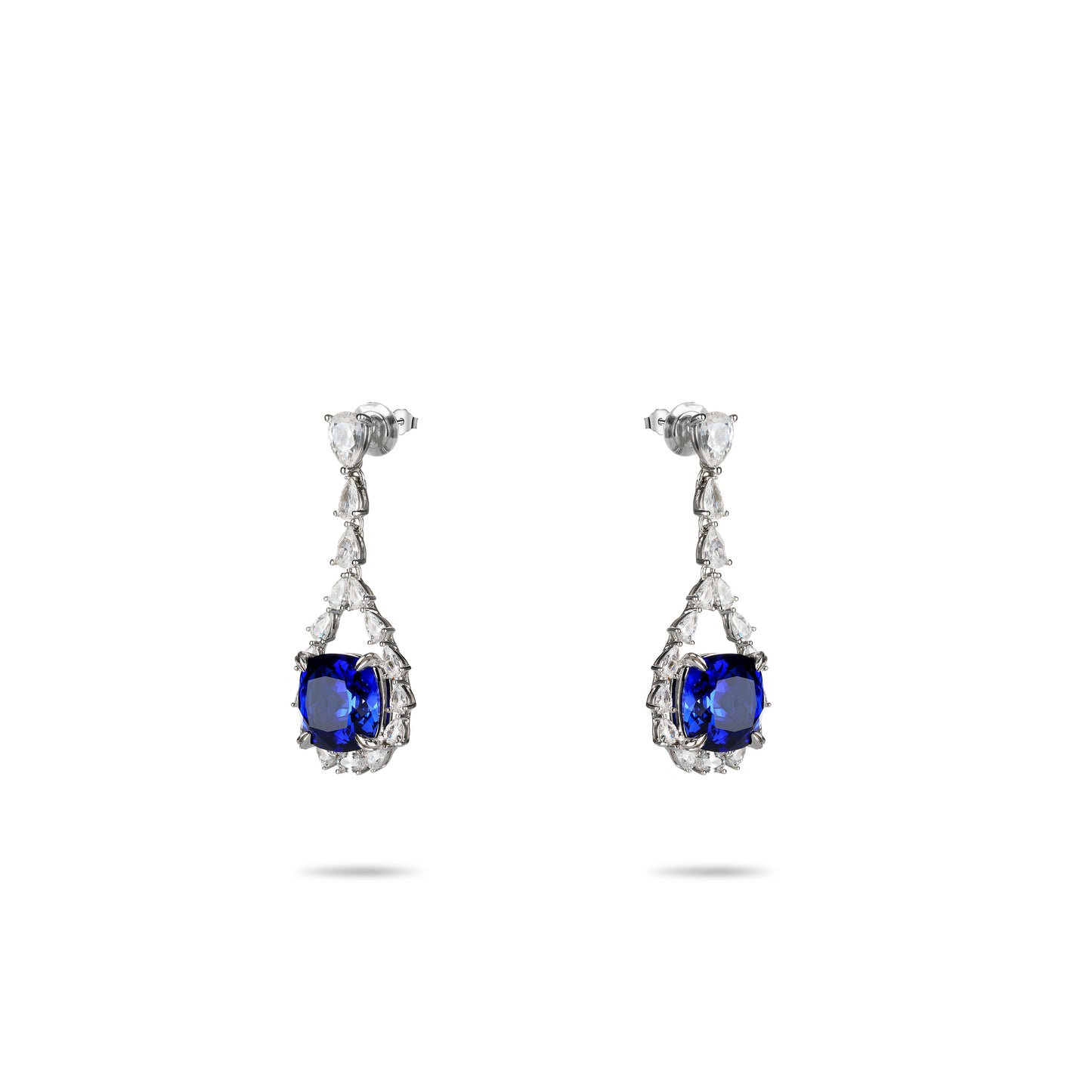 High jewelry collection: Modern Exquisite Blue cube earrings