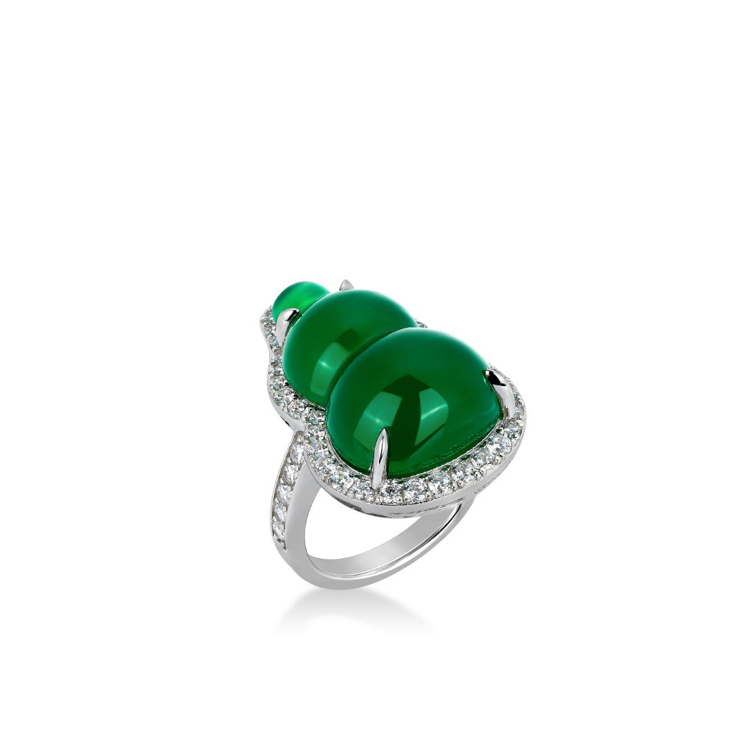 Green chalcedony Lucky "Hulu" Ring