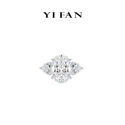 High Jewelry collection: “Stellar Oval Radiance”  High-End 3-stones Ring