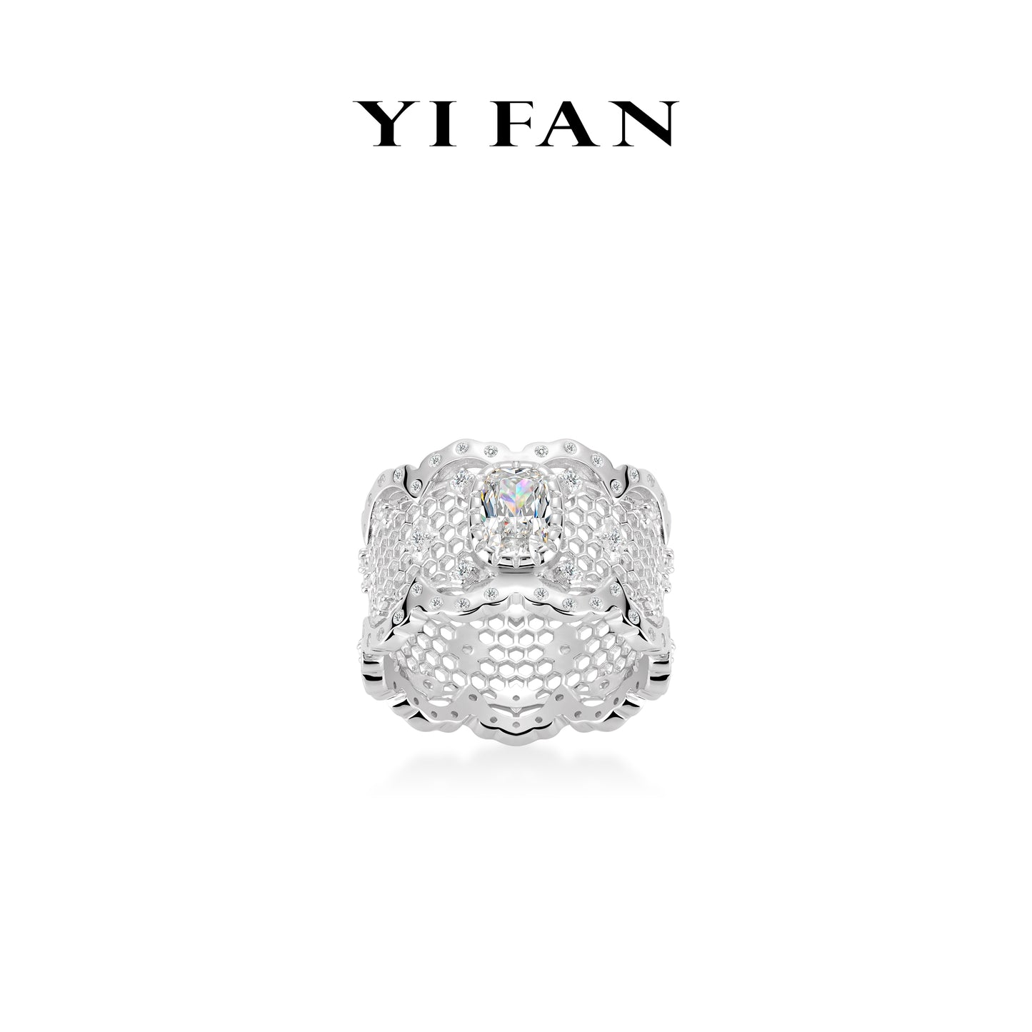 High Jewelry Collection: Luxury “Icy Pigeon Egg in hollowed Honeycomb” detailed wide band Ring