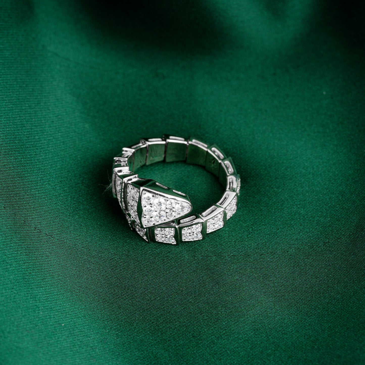 High Jewelry collection: Luxury “Dazzling Serpent” detailed Wide band Ring