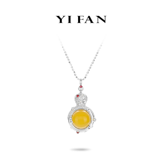 High Jewelry collection: Premium Yellow Jade detailed "Hulu" Modern necklace