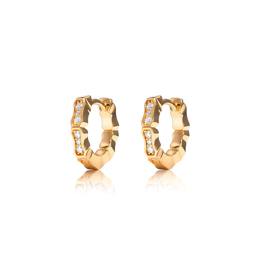 Minimalist collection：Golden small hoop earrings (Unisex)