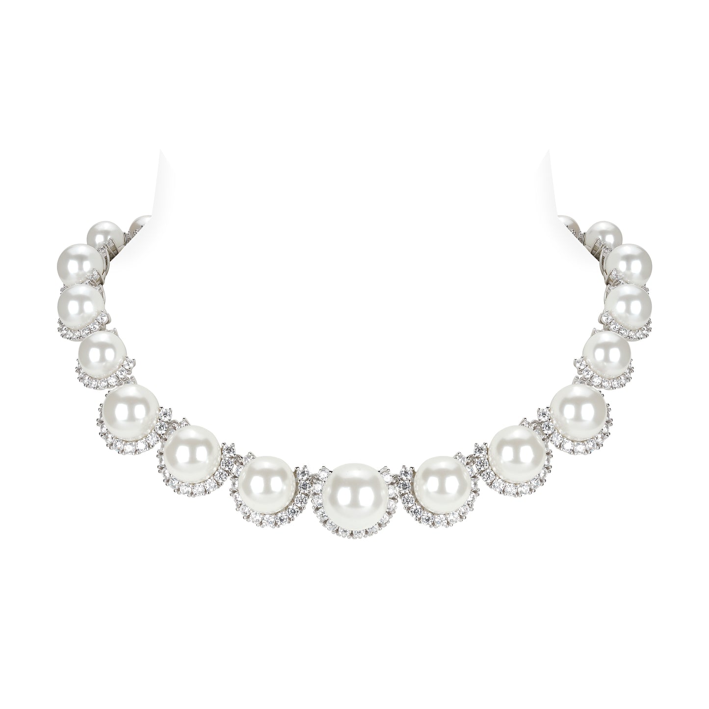 High Jewelry collection：Gradient White Pearls Evening Necklace