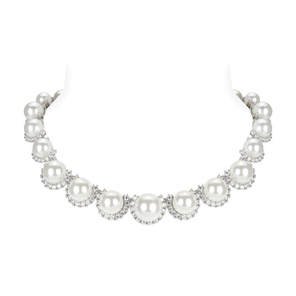 High Jewelry collection：Gradient White Pearls Evening Necklace