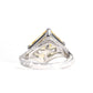 Baguette-Ring mit gelben Diamanten in Mikrofassung im Labor, Sterlingsilber. (8 Karat)