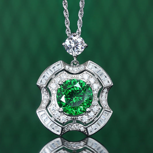 Pierres créées en laboratoire couleur diamant vert micro-serti Les trésors viennent de toutes les directions collier, argent sterling