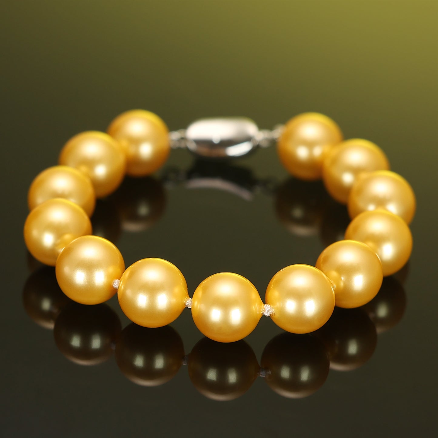 Bracelet de perles Golden Shell en édition limitée, argent sterling