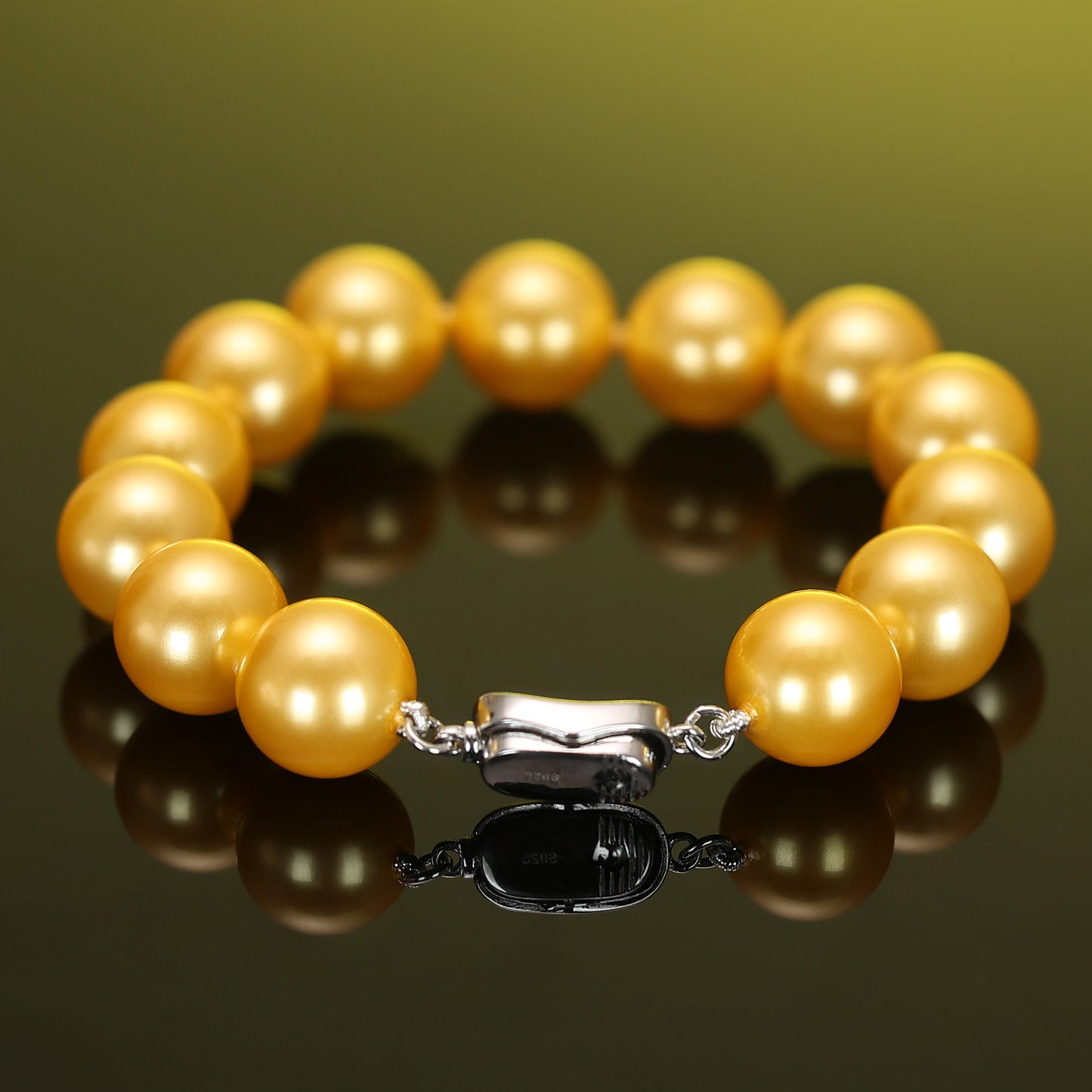 Limited edition Golden Shell pearl bracelet，sterling silver