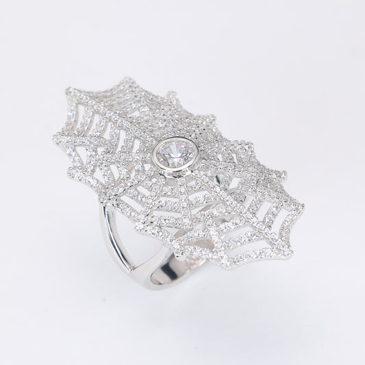Conception de réservation Bague en toile d'araignée blanche micro-sertie, argent sterling