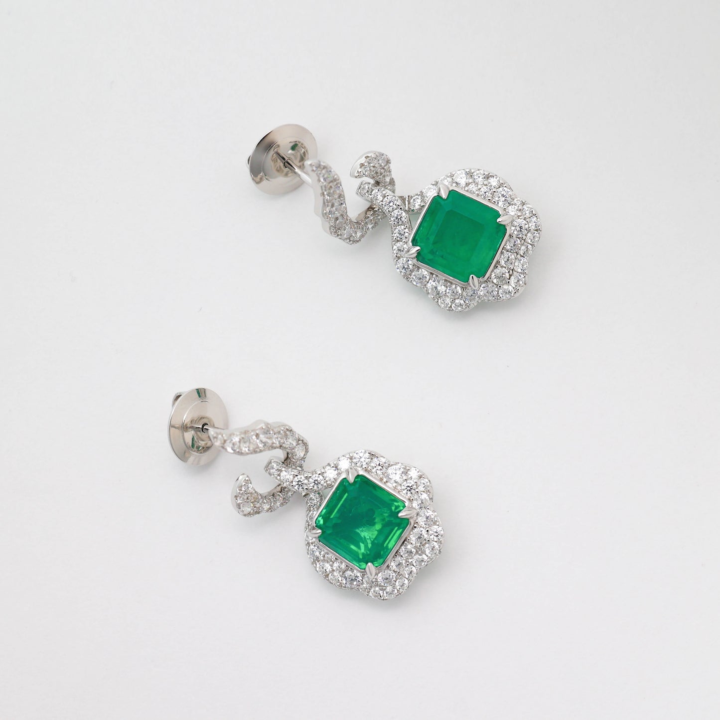 Boucles d'oreilles et pendentif de forme carrée en pierres créées par le laboratoire, couleur émeraude, micro-serti, argent sterling