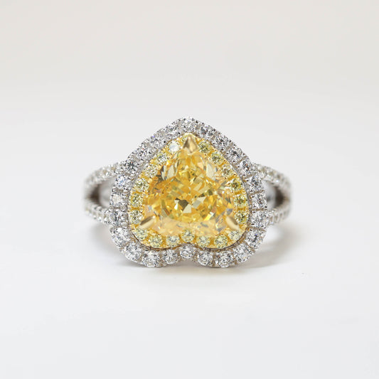 Gelbe, diamantfarbene, in Mikrofassung im Labor hergestellte Steine ​​Herzförmiger Ring, Sterlingsilber