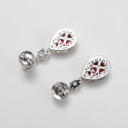 Boucles d'oreilles pendantes en forme de goutte d'eau avec pierres créées par le laboratoire couleur rubis micro-serti, argent sterling