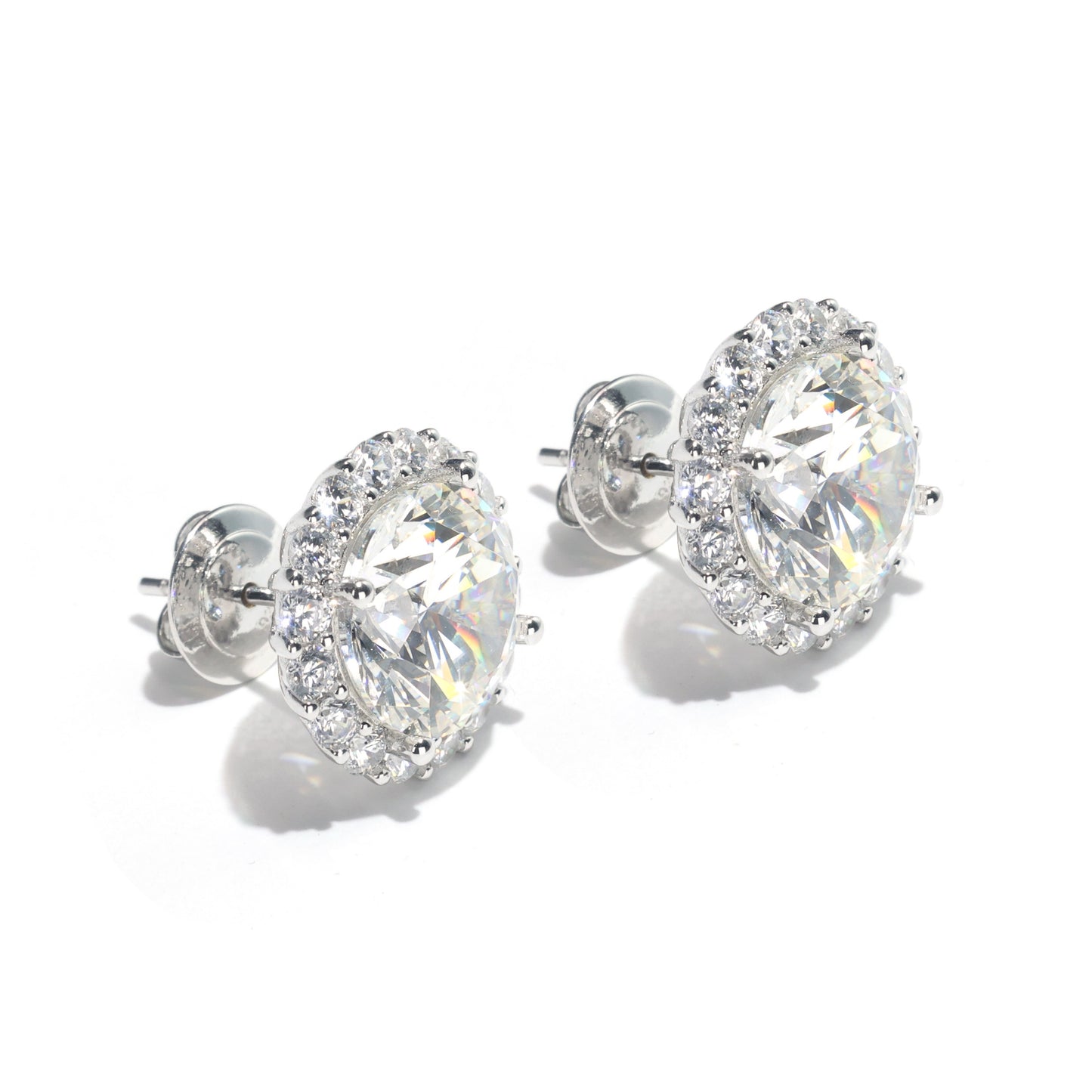 Micro-setting Clear diamond brilliant cut Lab created stones ear studs, sterling silver.  (6 carat)