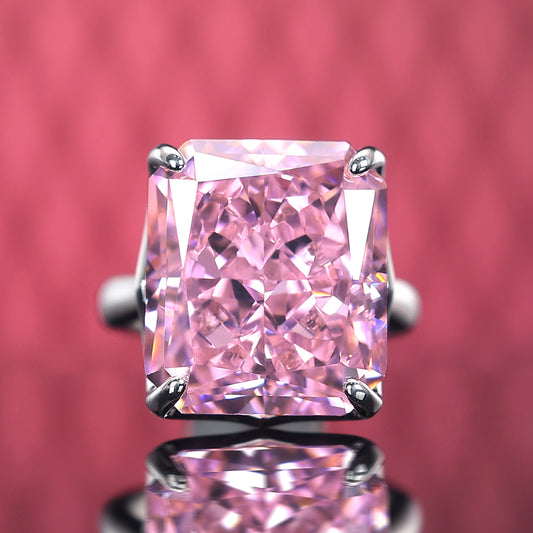 Rechteckige Form Sakura Pink Diamond Color Lab erstellter Steinring, Sterlingsilber. 15 Karat