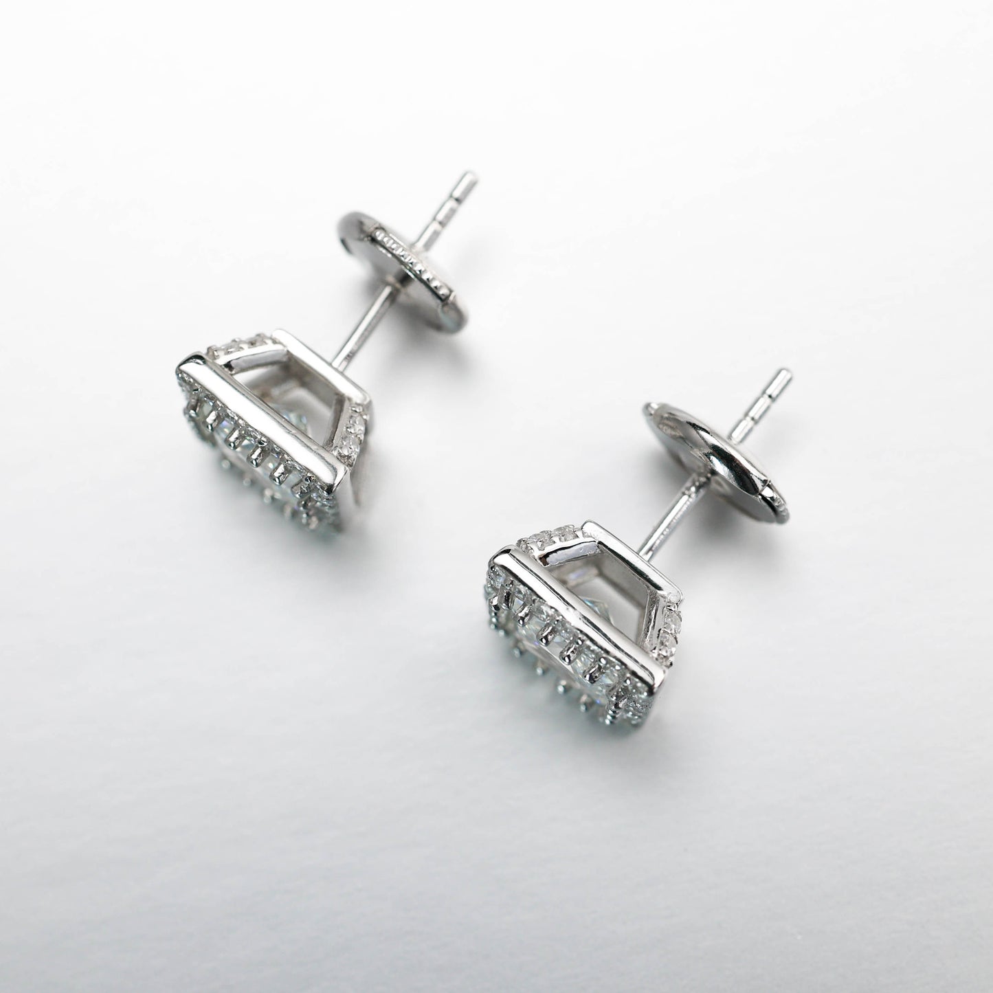 Micro-setting F color princess cut Lab created stones Square shape detailed ear studs, sterling silver.