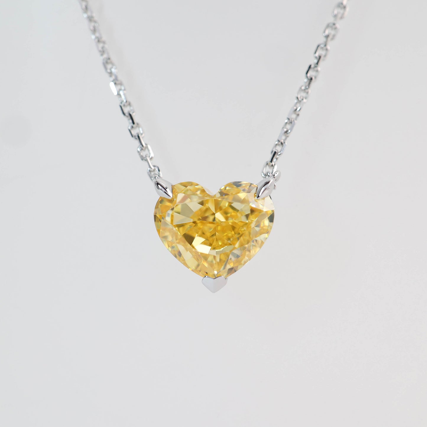 Promotion design：Vivid yellow diamond color heart shape necklace