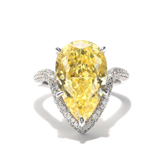 Pièce personnalisée. Diamant jaune micro-serti Couleur Pierres créées par le laboratoire Bague Teardrop, sterling