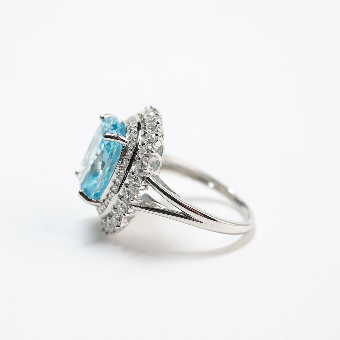 Promotion design: Micro-setting Aquamarine color Lab created stones sparkle ring, sterling silver