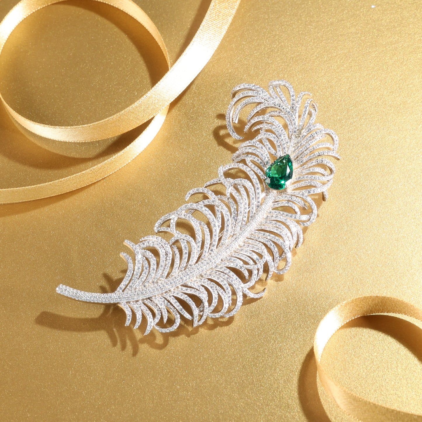 Customized only 1 piece Micro-setting emerald and diamond color Lab created stones The feather brooch, sterling silver