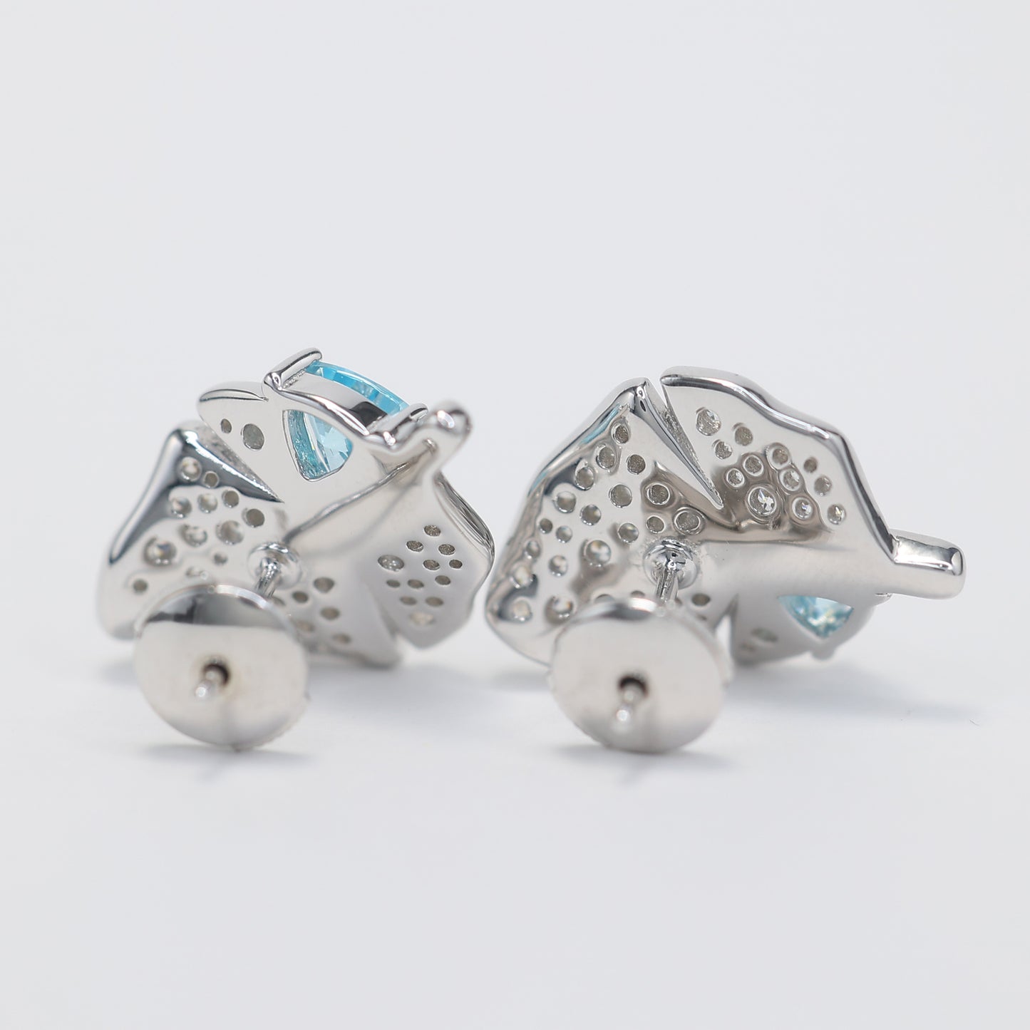 Micro-setting Aquamarine color leaf earrings, sterling silver