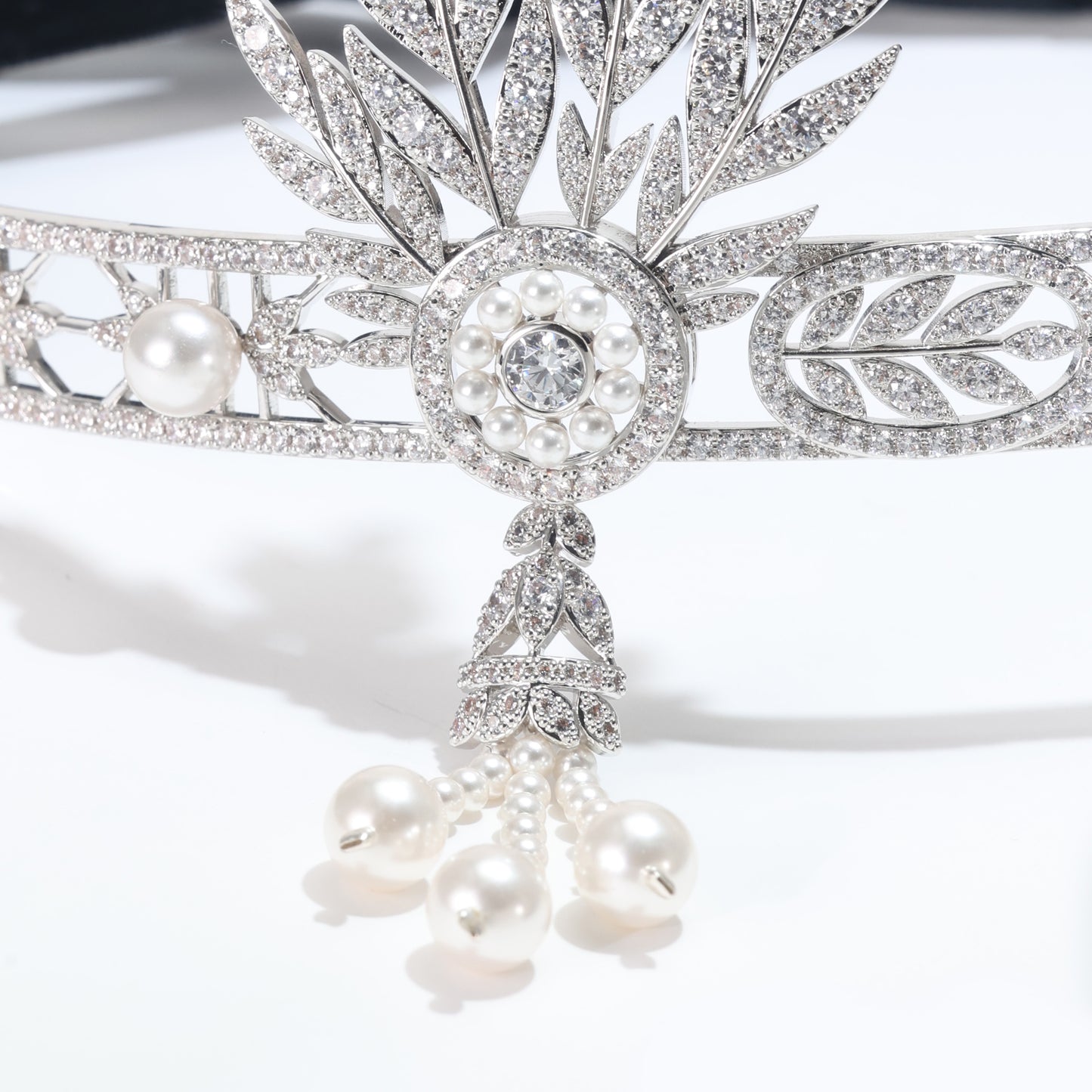 Princess Daisy Hairband Art Deco style