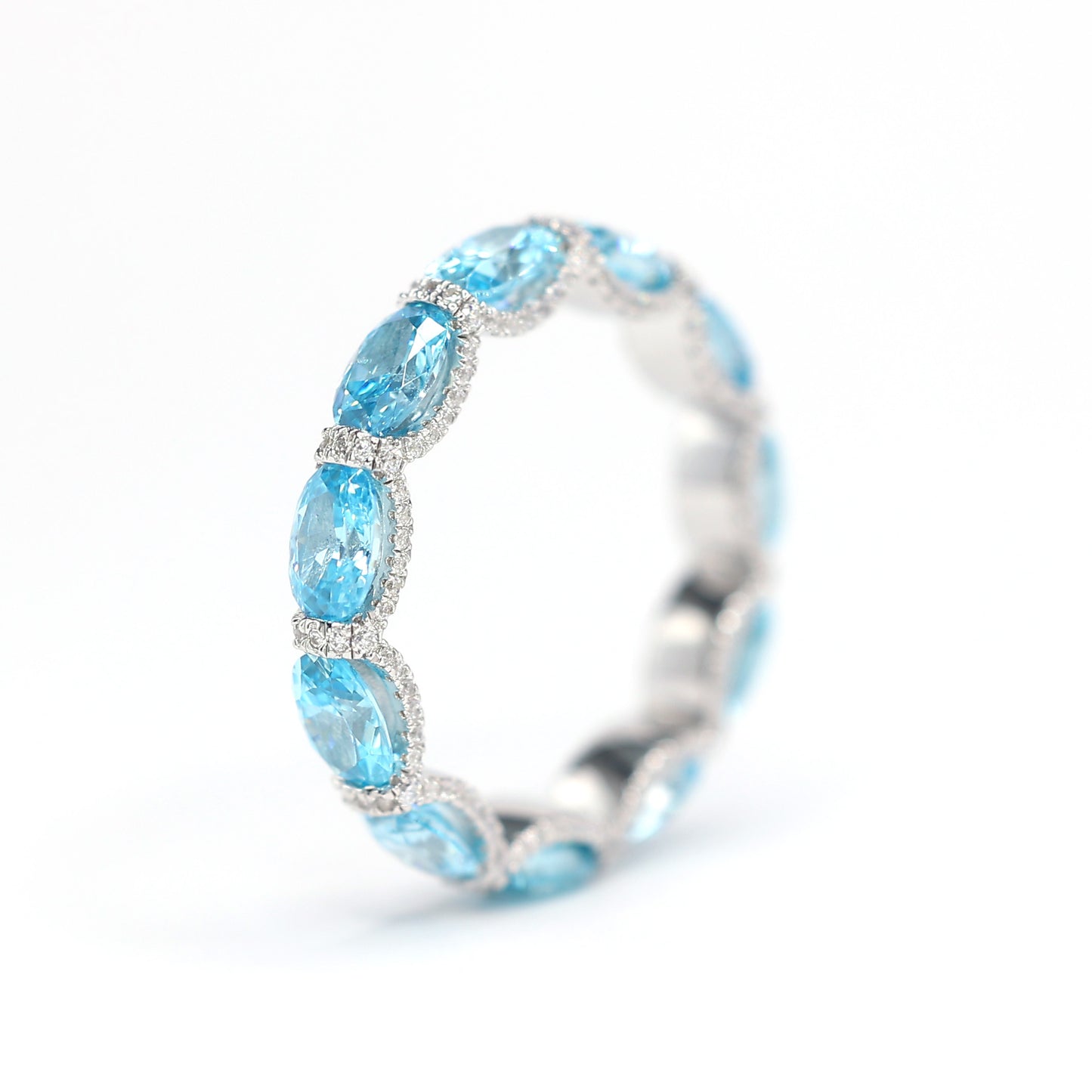 Micro-setting Aquamarine color Lab created stones detailed band ring, sterling silver. (7.5 carat)