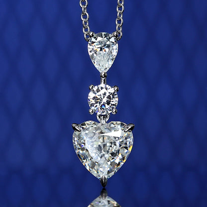 Collier larme et coeur en pierres créées par Micro-set Lab, argent sterling.