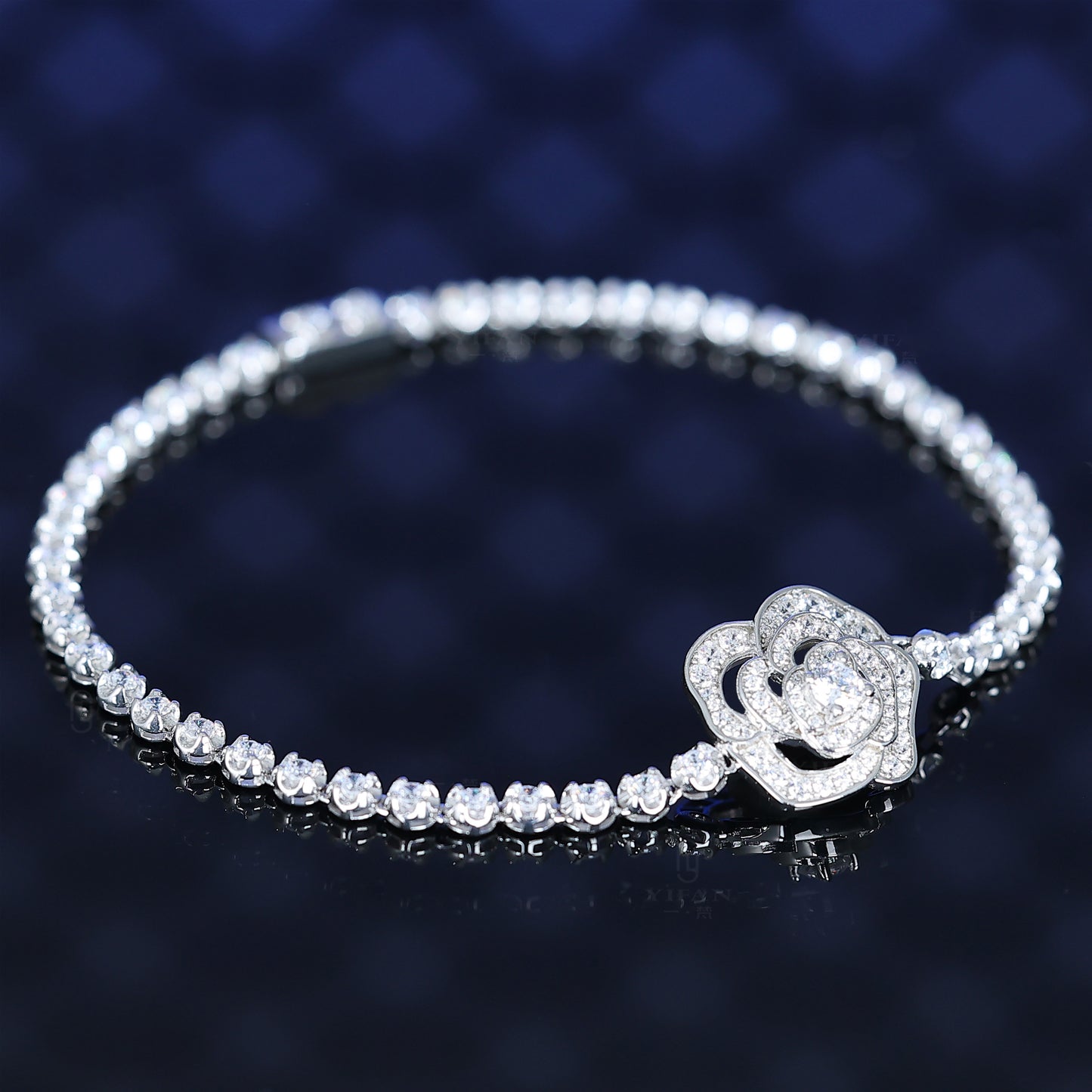 Promotional design Micro-setting Camellia Bubble chain bracelet, sterling silver